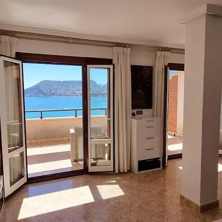 Beachfront Magic Sea View Duplex Penthouse דירה Ifach